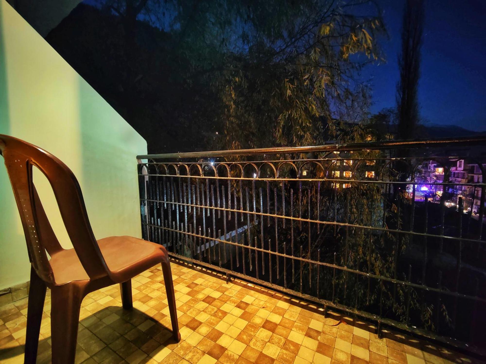 Surya International Hotel Manali Near Mall Road Exterior photo